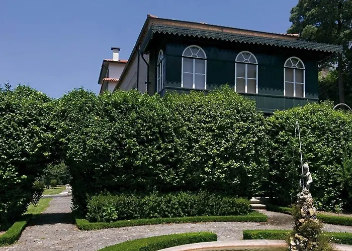 Casa Dos Lagos - 3* Braga